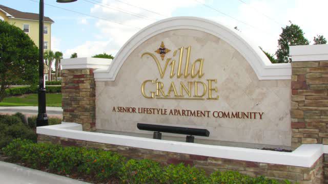 thumbnail text